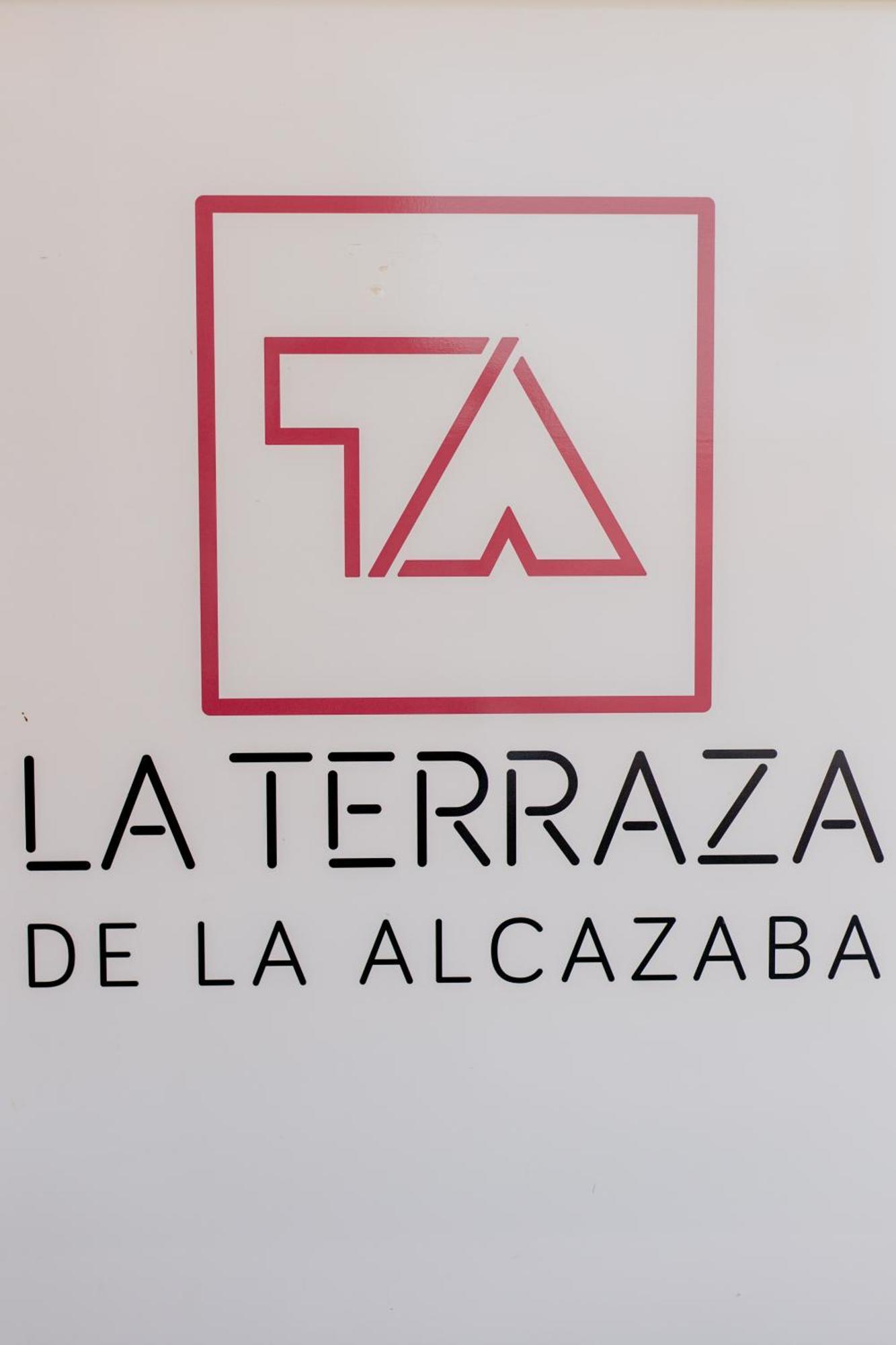 Alcazaba Premium Hotel Малага Экстерьер фото